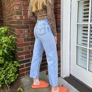 Levi’s ribcage jeans